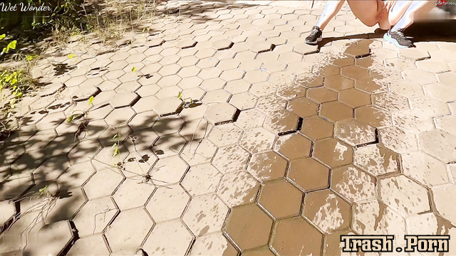 Wet Wonder – Public Piss Parade 2