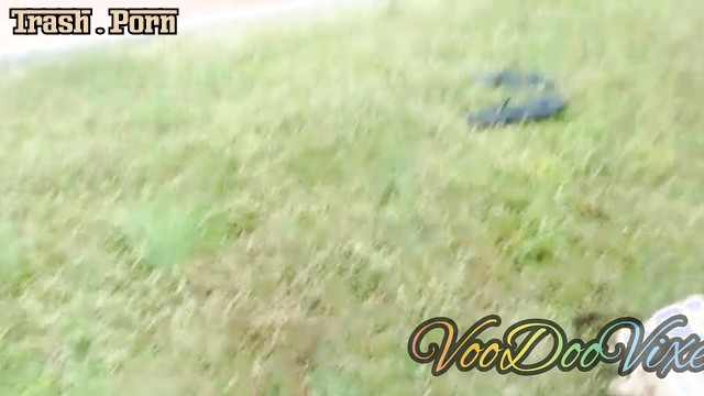 VoodooVixen - Lina Marissa’s Dynamic Duo Pisses