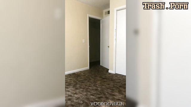 VoodooVixen – Starbursts Diarrhea Carpet Splatters (Part 2)
