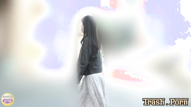 SL-622 便秘突破 トイレ長居女の全力イキみ大便 Woman Defecates in the Toilet Part 4