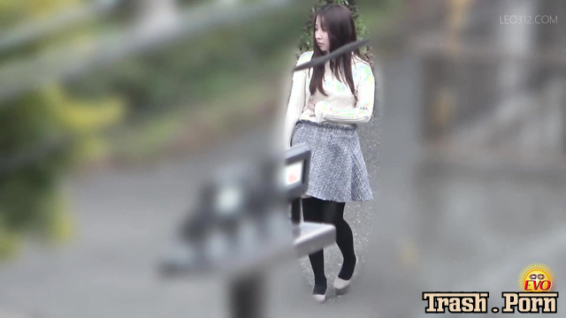EE-770 公共の場での興奮した下痢 Exciting Diarrhea in Public Part 1