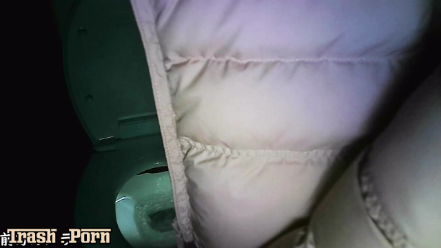 BFJP-77 Spy Camera in an Toilet 屋外トイレのスパイカメラ無修正 Uncensored HD