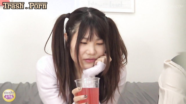 SL-609 酔って裸で小便パーティー Drunk and Naked Piss Party Part 4