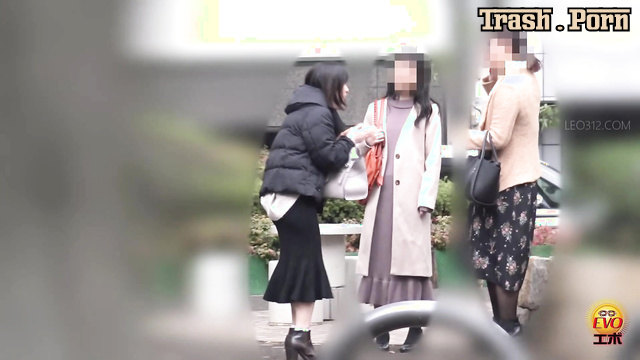 EE-753 便意が我慢できない The Urge to Defecate is Unbearable Part 5