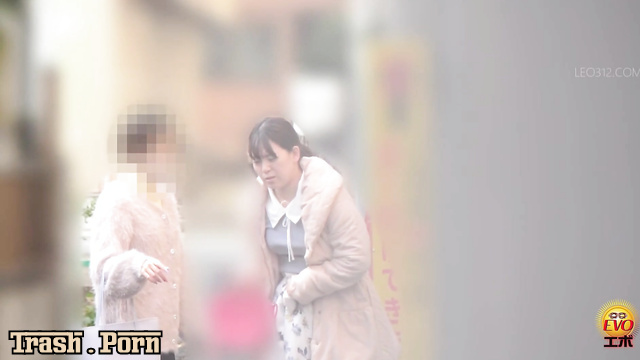 EE-753 便意が我慢できない The Urge to Defecate is Unbearable Part 3