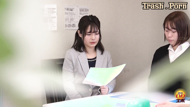 EE-758 Company Shame, Office Lady can Hear Farting and Diarrhea Part 2