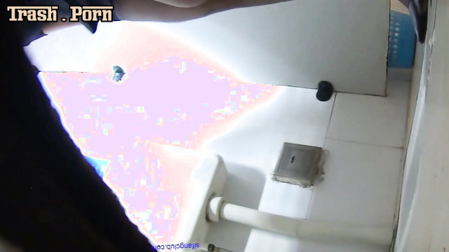 BFJP-56 放尿・放尿溝トイレ無修正 Shitting and Pissing Toilet Uncensored