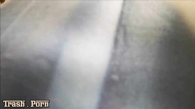 Nicolettaxxx – Terrible farts in the shop