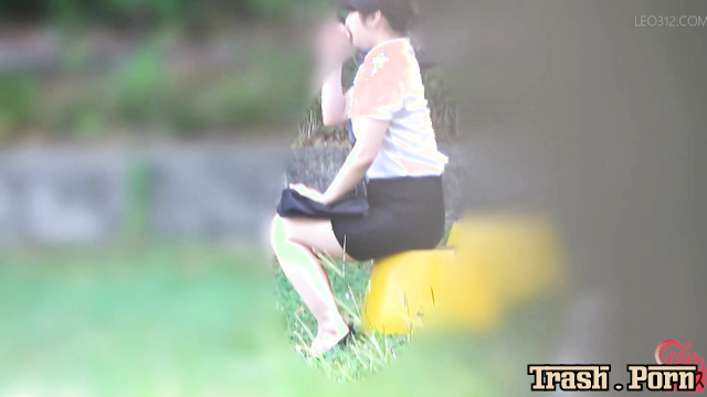 FF-640 カメラに向かって脱糞 OL Defecation on Camera Office Ladies Part 6