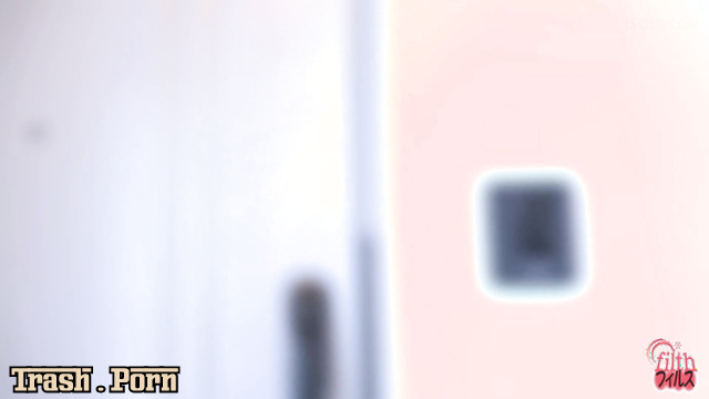 FF-640 カメラに向かって脱糞 OL Defecation on Camera Office Ladies Part 1