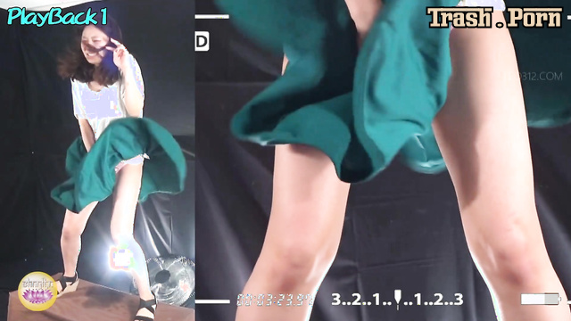 SL-596 写真撮影でおしっこをするモデルたち Models Pee at a Photo Shoot Part 4