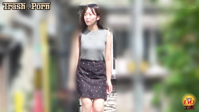 EE-740 隠撮追跡！路地裏お忍び放尿 Hidden Camera Tracking! Secret Alley Urination Part 1