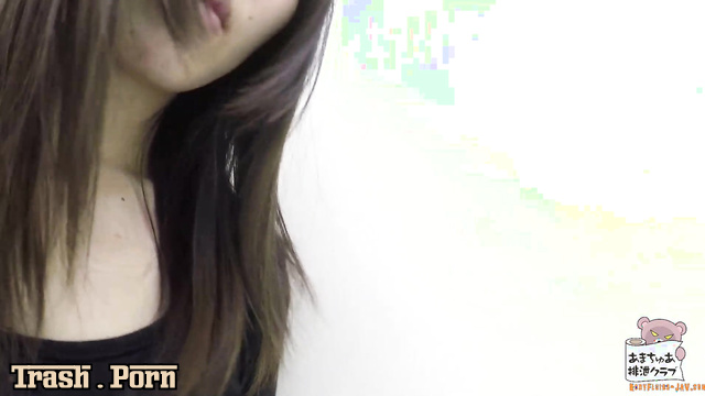 AH-020 近くの透明人間と一緒にうんこする Pooping with Invisible Man Nearby HD