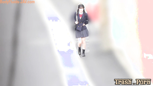 BFEE-207 パンティの事故はトイレをブロック Accident in Panty Blocked Toilet HD
