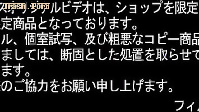 F35-01 Outdoor Defecated 野糞・野尿隠撮　野外排泄癖の女達 盗撮 その他スカトロ Voyeur