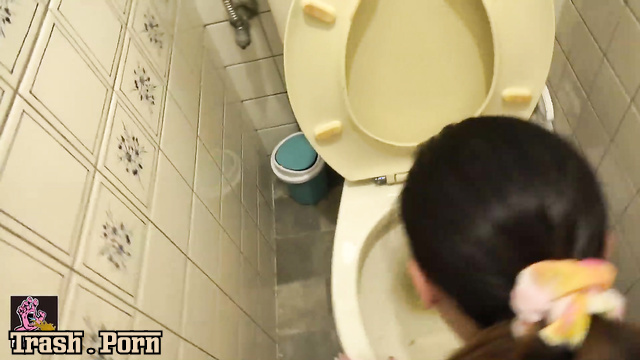 BFJV-25 Toilet vomit トイレ嘔吐  プーキング・ガールズ Puking HD