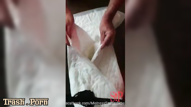 Her slave eating feces from her foot - Mistress SinPiedad