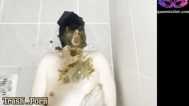 Her scat diarrhea overflow your mouth (Korean Queen)