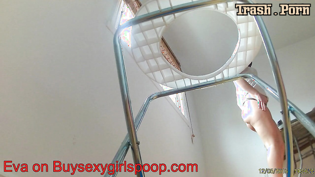 BuySexyGirlsPoop made her fan order, look and enjoy