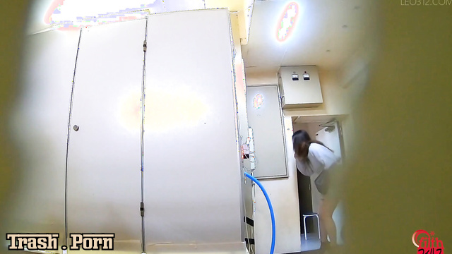 FF-613 Smell Hell! Out of order toilet Manure bucket Diarrhea Part 3