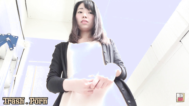 JG-366 Shitty Panties and Smeared Shit on the Ass
