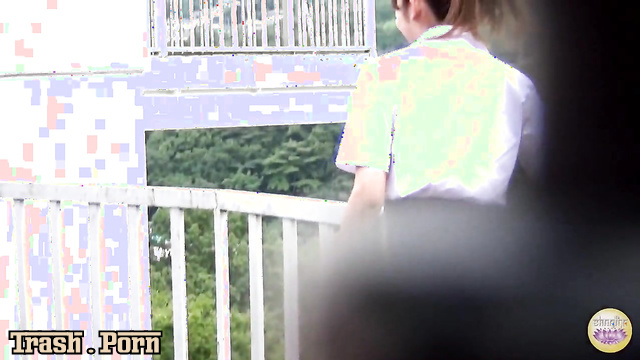 SL-117 女学生隠撮 遠足野ションスポット Golden Showers Voyeur