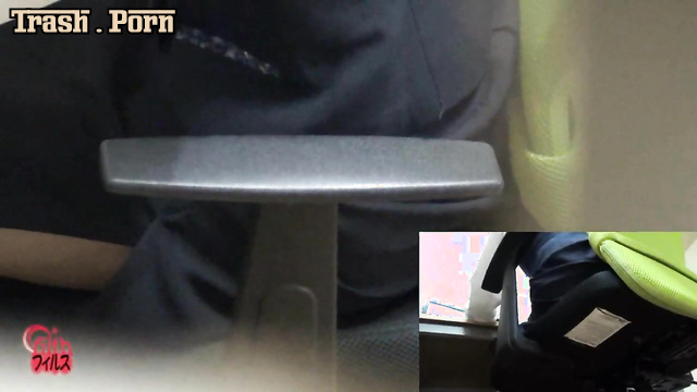 FF-006 盗撮覗聴　勤務中OLのひっそり放屁 Office Lady’s Guiet Farting