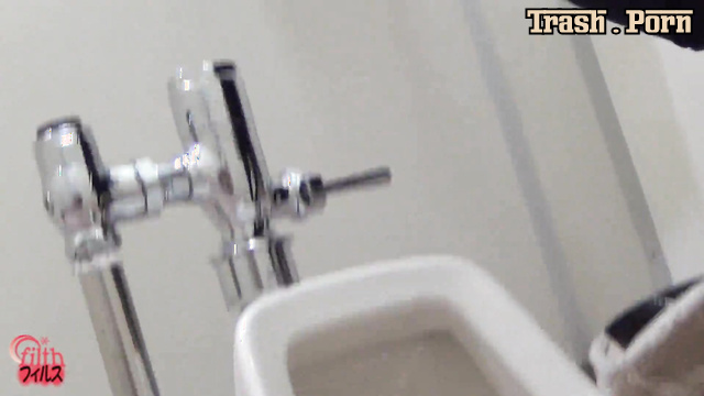 BFFF-101 トイレスニークショット – フラッシングはありません！排泄混乱 Toilet Excretion HD