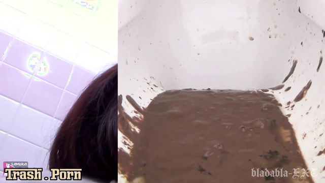 UNKW-039 Close-up face and poop Double view toilet excretion