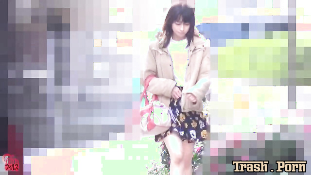 FF-184 ハイヒール女子の大胆M字開脚おしっこ Peeing Girls 放尿 スカトロ Powerful Piss Part 1