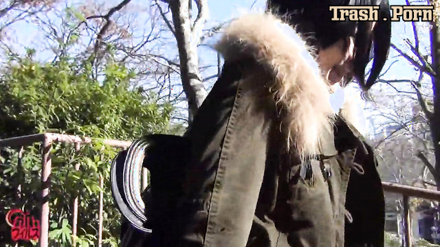 FF-005 変態女の挑発聖水 Explosive Pee in Close Guarters