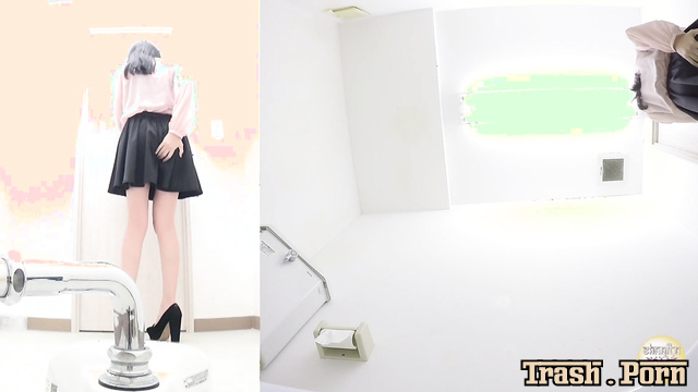 SL-148 Toilet scat 寸止めうんこ2 ～便意もうんこも途中で止めて欲情する女大便 Part 1