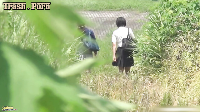 Sharila SL-019 Outdoor Peeing 放尿 シャリラ 羞恥・調教 屋外のおしっこ