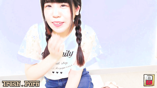 Jiga JG-428 Trying not to Leak Enema-Selfie Submission 浣腸を漏らさないようにしよう
