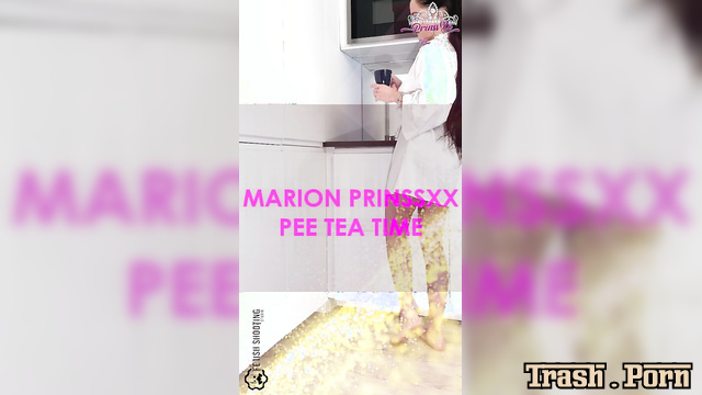 Marion PrinssXX – Tea Pee Time