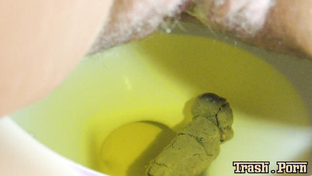 Fenix10 captured the entire process on camera - piss plus poop
