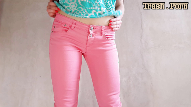 Anna Coprofield – Peachy jeans – Filled Pussy