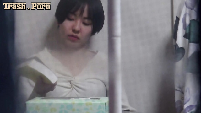 Jade JD-191 Masturbation 外では性急クリオナニー 中では悠々ポルオナニー Part 2