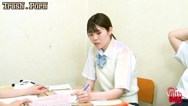Filth FF-675 Pooping 女学生イジメ浣腸 醜態うんこ漏らし2 Part 2