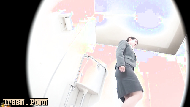 Evo EE-786 Office Hidden camera 隠撮 穴開き卑猥下着OLのセクシーうんこ Part 7