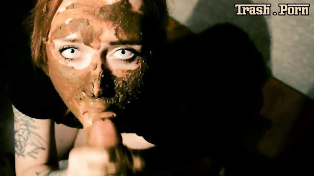 Smearing shit on face and suck dirty dick