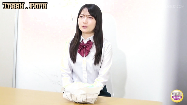 SL-455 Control Their Stool After Laxative, Scat Interview 下剤、スカトロ後の便をコントロールする Part 4