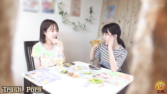 EE-651 Drunk Urination Girlfriends in the Toilet Part 1