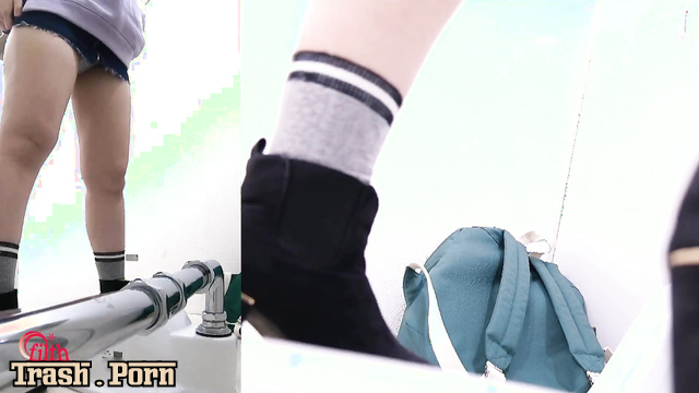FF-419 Anal Picking and Scat アナルピッキングとスカトロ Part 1