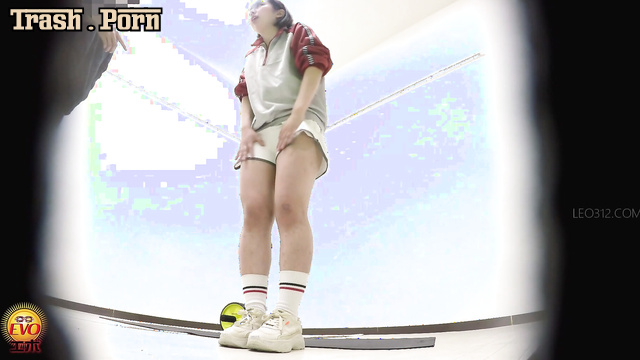 EE-582 Rupture of the Bladder, the Limit of Patience in the Urine – Sportswear Part 4