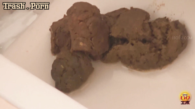EE-650 Naked Girls in the Sauna with Farts and Explosive Diarrhea Part 3