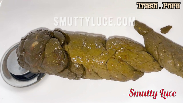 Smutty Luce 