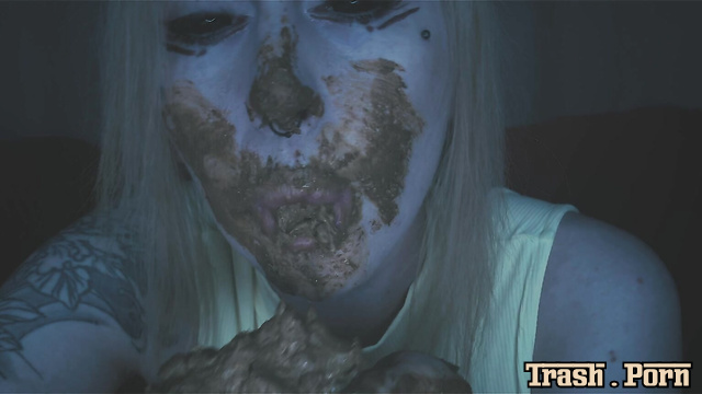DirtyBetty – Blue spirit make my room stinky