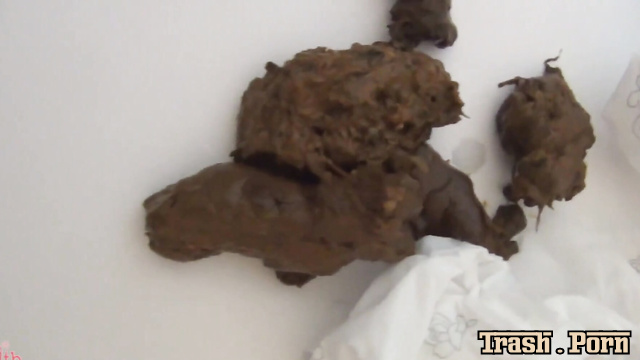 BFFF-27 Girls defecation filmed front and rear yourself