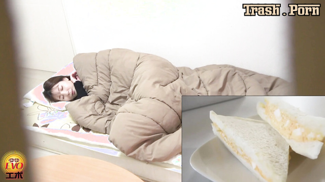 EE-667 自家製下痢漏れ Homemade Diarrhea Leak Part 3